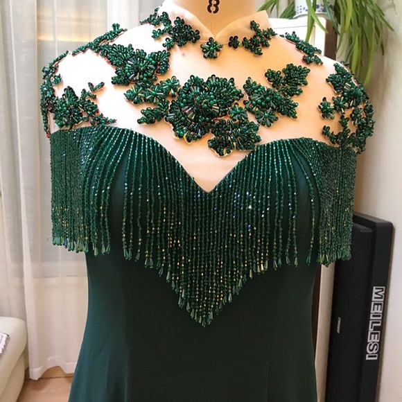 Dress - Picture 4 of 5